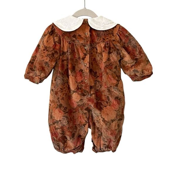 Ciccino Italy Baby Romper Sz 1 Italian 6-9 mos Floral Spice Satin Lace Collar - Picture 6 of 11